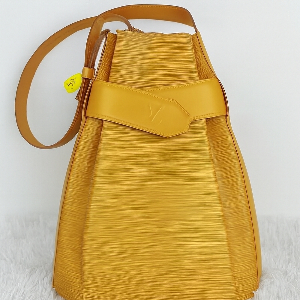 Louis Vuitton Tan Leather Shoulder Bag